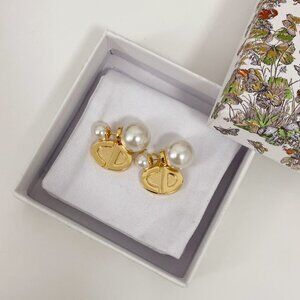 Dior CD gold earrings